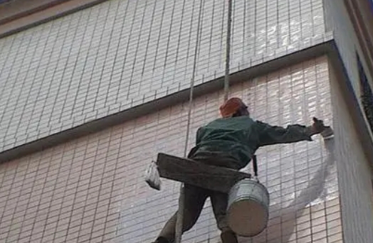 宜宾市卫生间漏水维修公司分享下宜宾市外墙防水的必要性。
